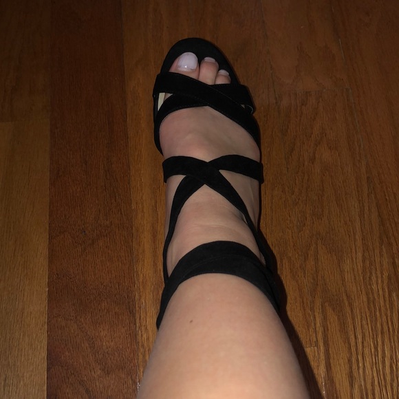 Kenneth Cole Reaction Lace Up Black Sandel - Picture 4 of 6